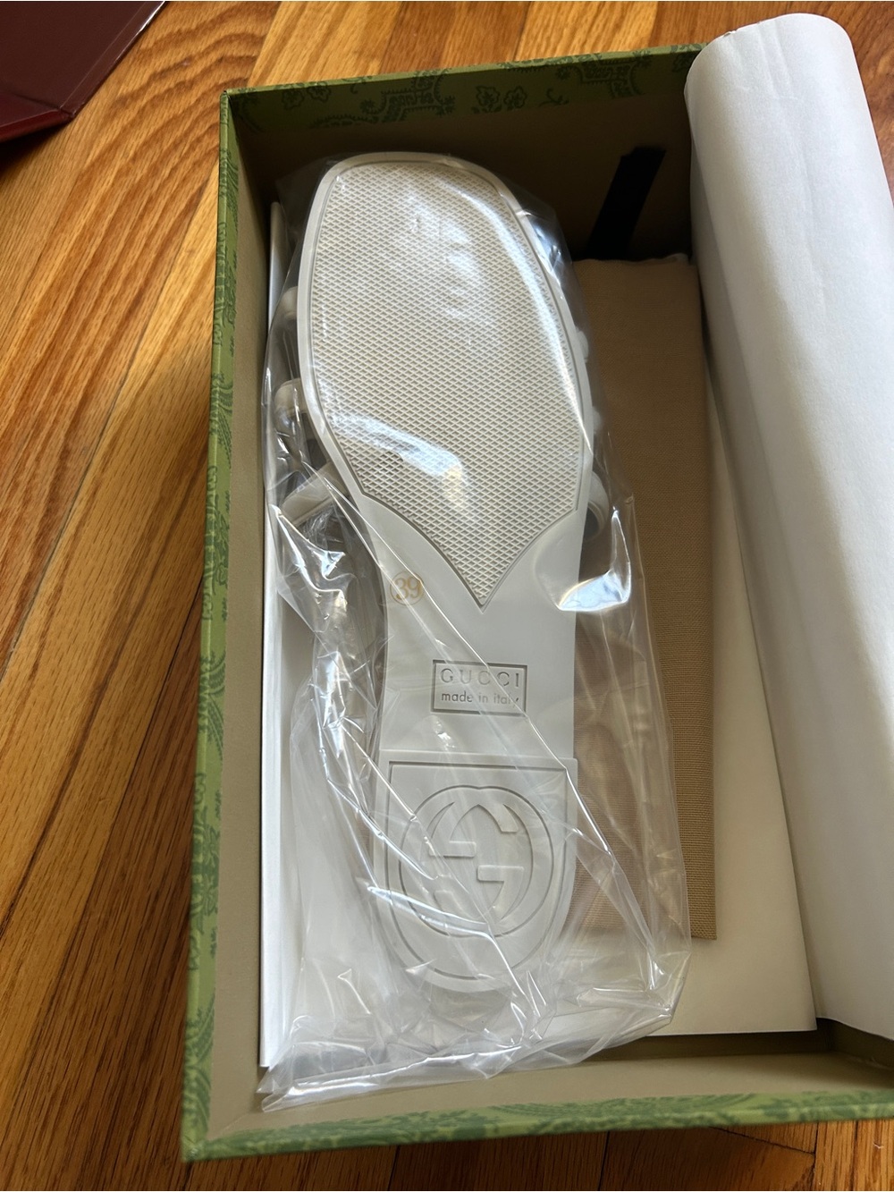 Gucci Interlocking G sandals- Summer 2026 - Picture 4 of 9